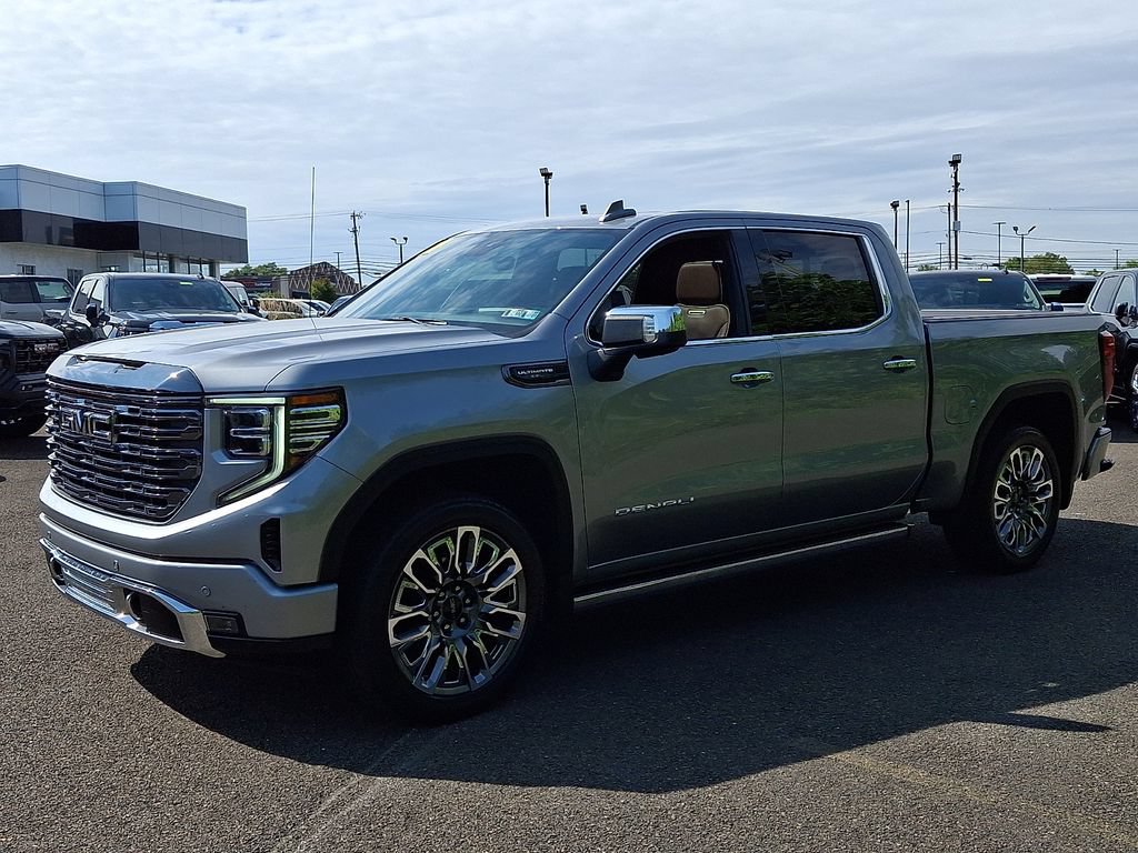 Certified 2024 GMC Sierra 1500 Denali Ultimate AWD/4WD image 3