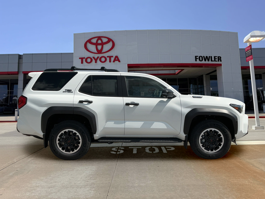 New 2026 Toyota 4Runner TRD Off-Road Premium w/ Tow Technology Package AWD/4WD image 6