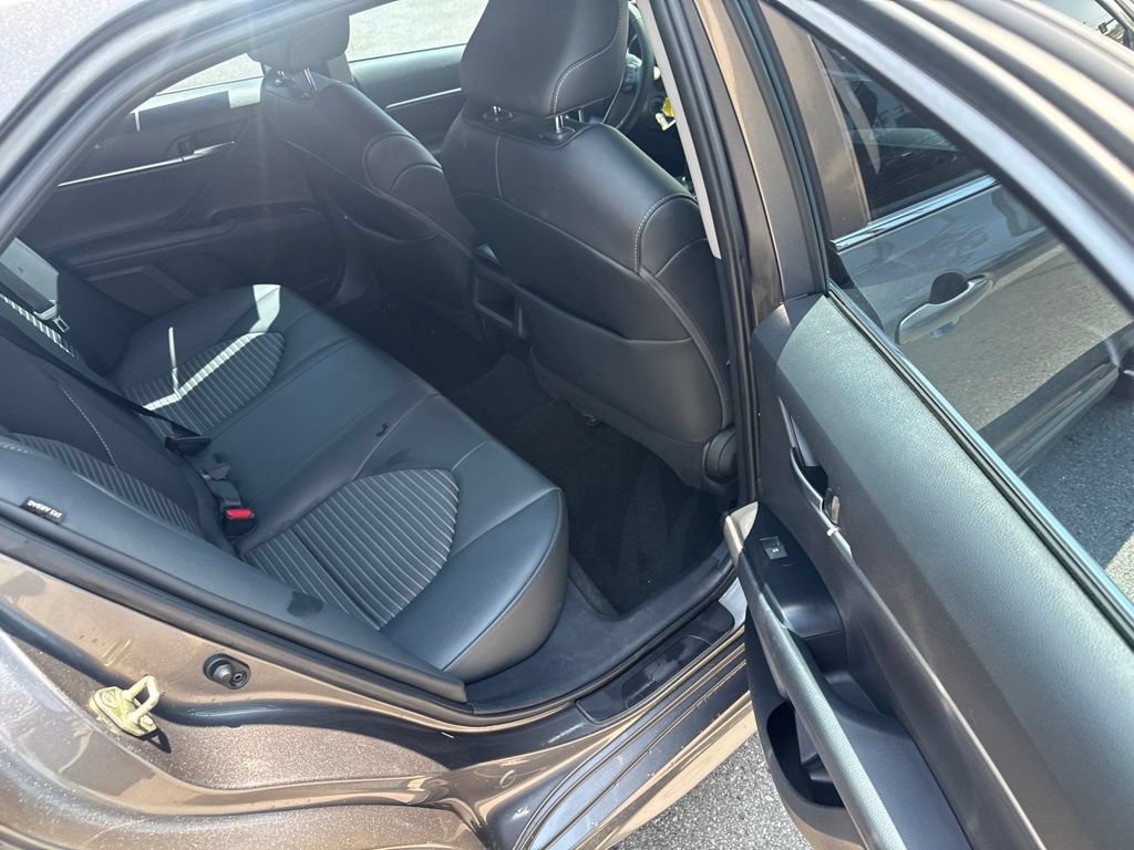 Used 2020 Toyota Camry SE FWD image 64