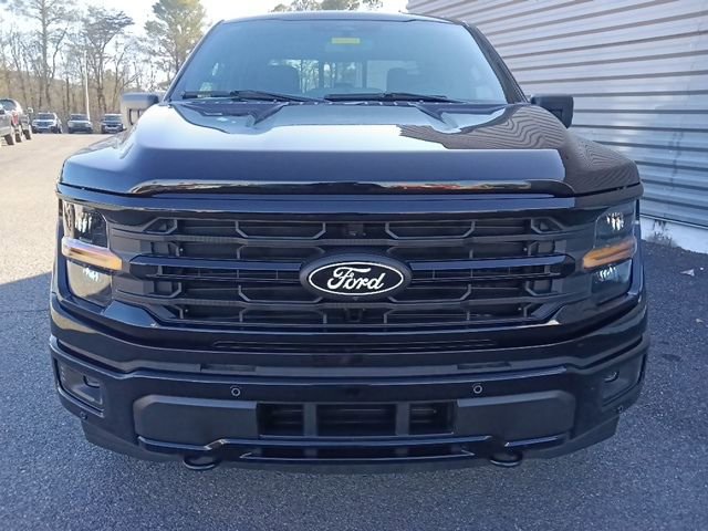 New 2026 Ford F150 XLT w/ Equipment Group 302A MID image 8