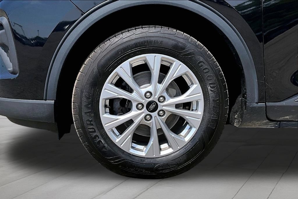 Used 2023 Ford Escape Active AWD/4WD image 9