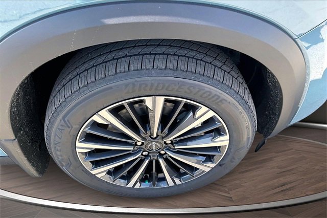 New 2026 Nissan Pathfinder Platinum image 12