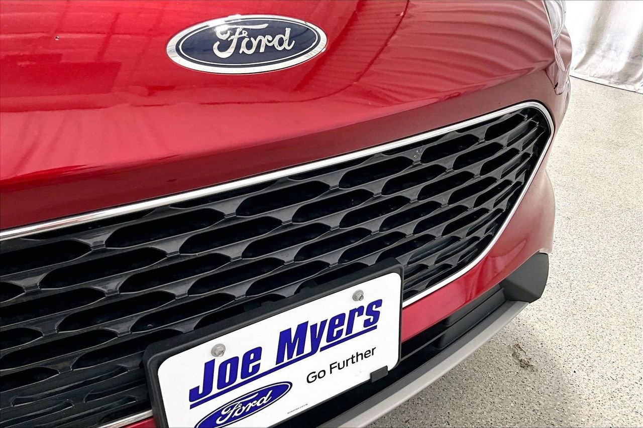 Used 2022 Ford Escape SEL image 7