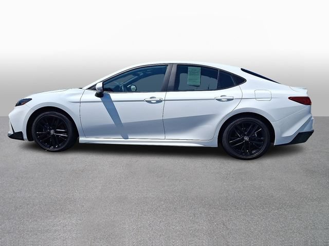 Used 2025 Toyota Camry SE FWD image 7