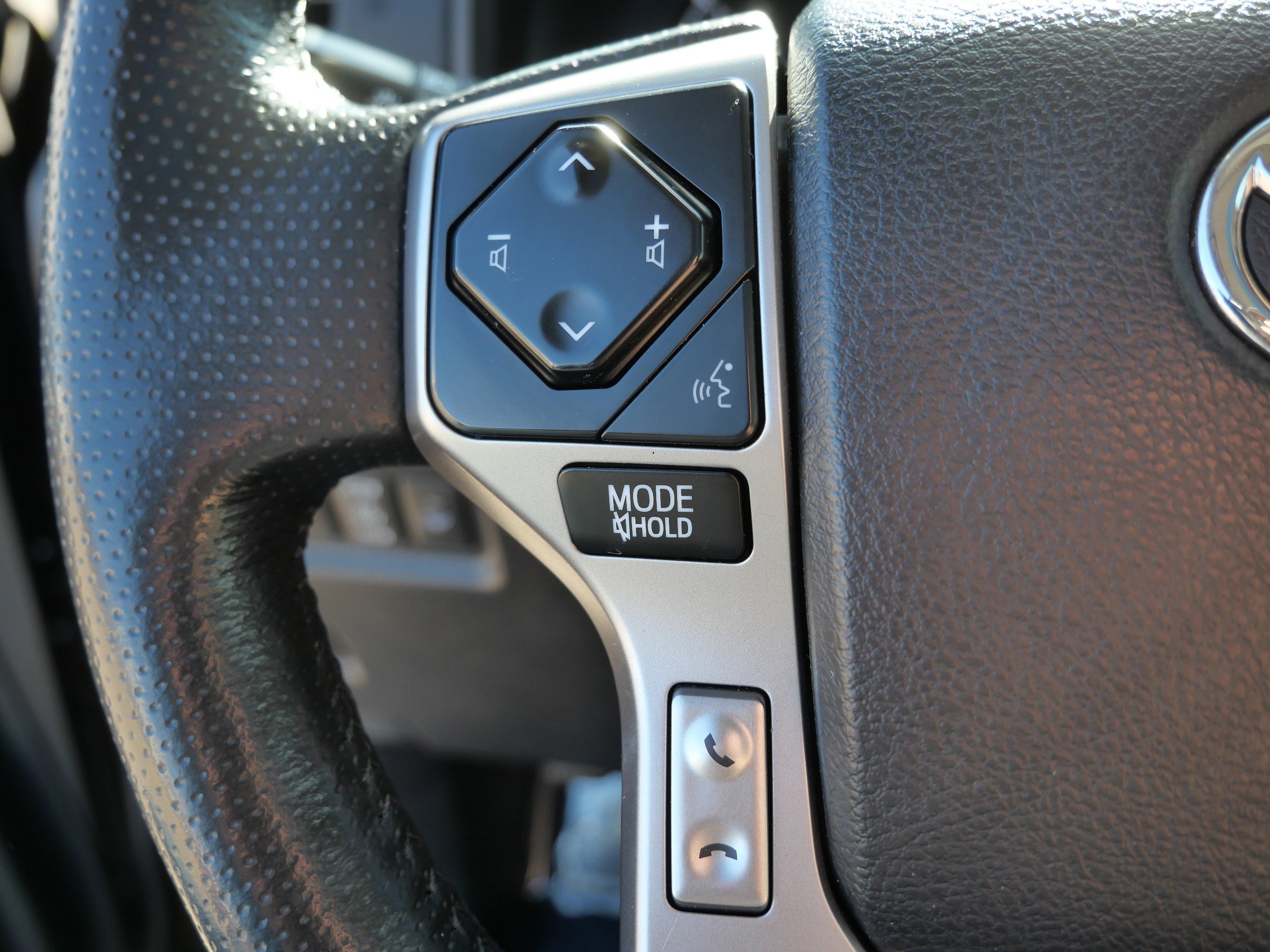 Certified 2024 Toyota 4Runner SR5 Premium w/ Moonroof Package AWD/4WD image 28