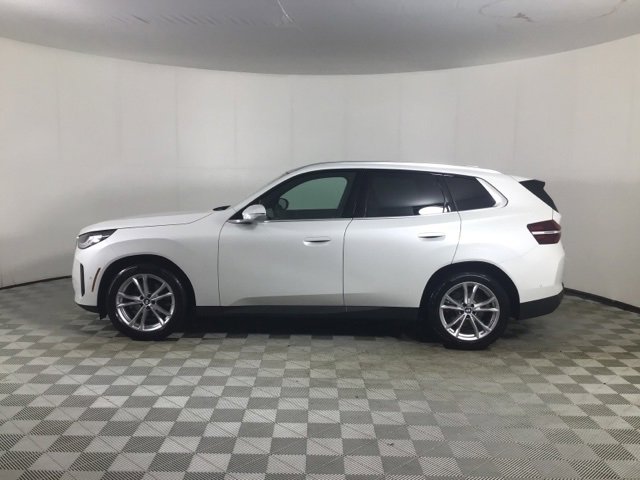 Used 2025 BMW X3 xDrive30i w/ M Sport Package image 4