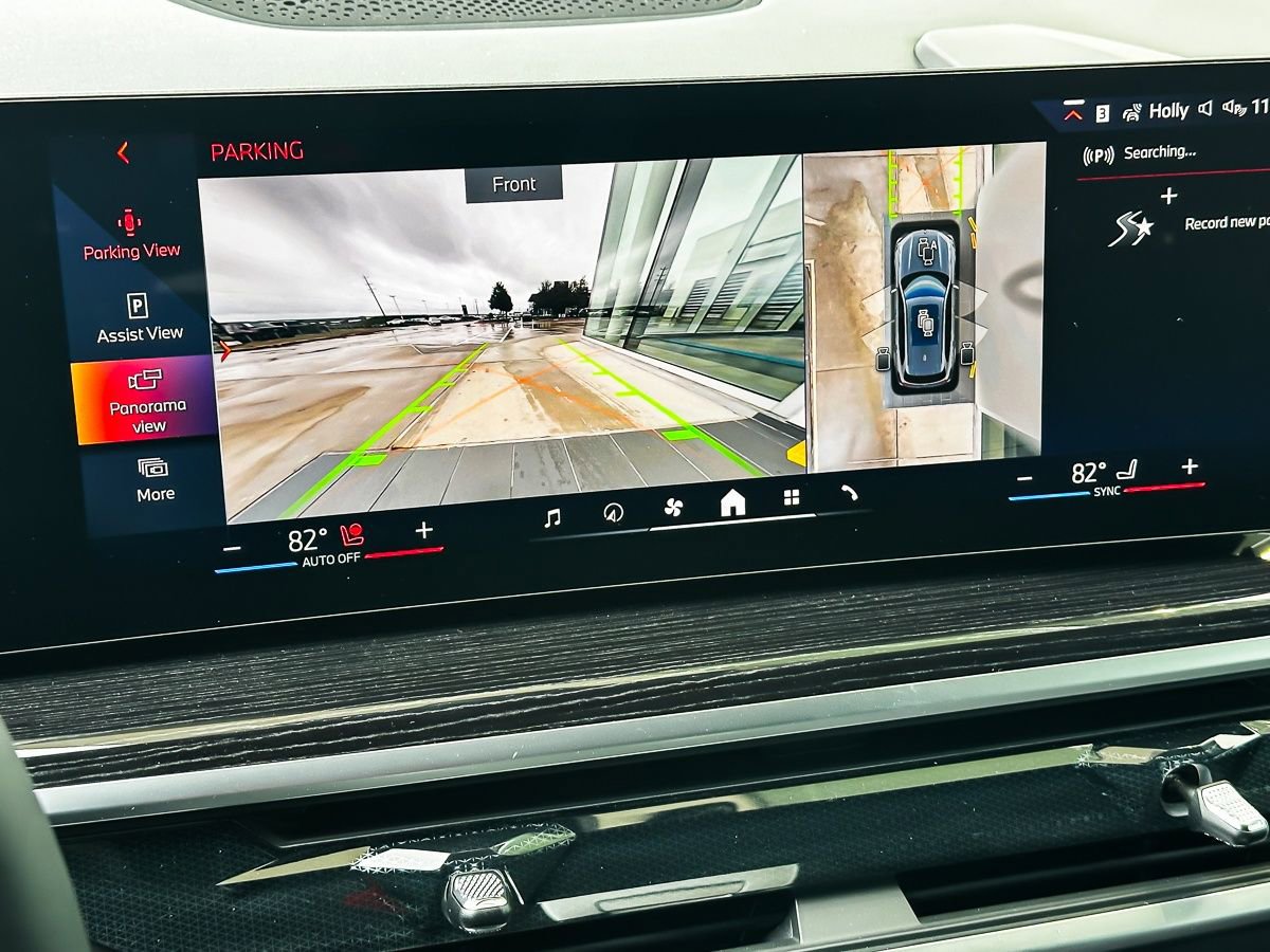 New 2026 BMW X5 xDrive50e w/ M Sport Package image 15