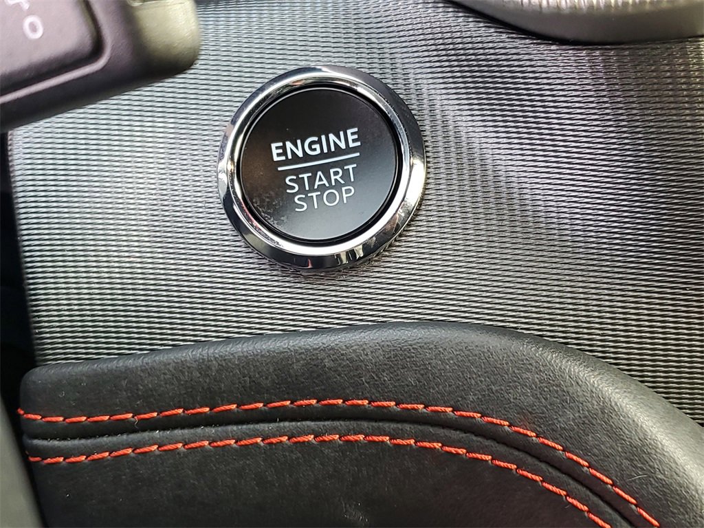 Used 2025 Ford Explorer ST-Line image 14