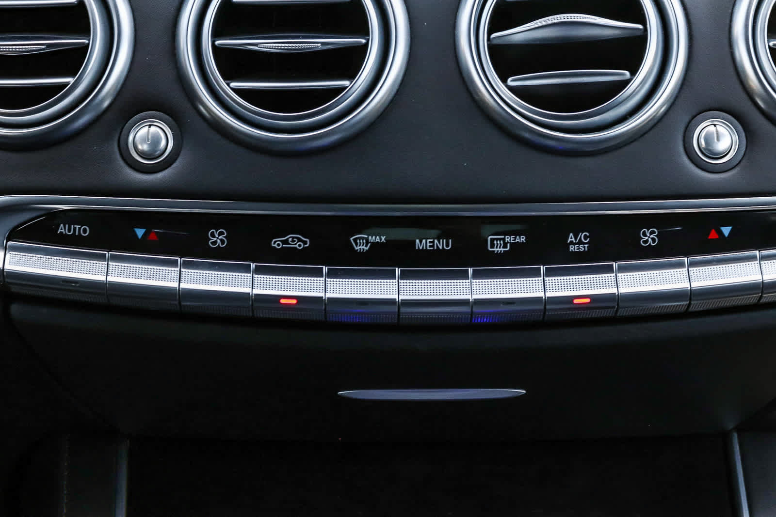 Used 2016 Mercedes-Benz S 63 AMG 4MATIC Coupe image 26