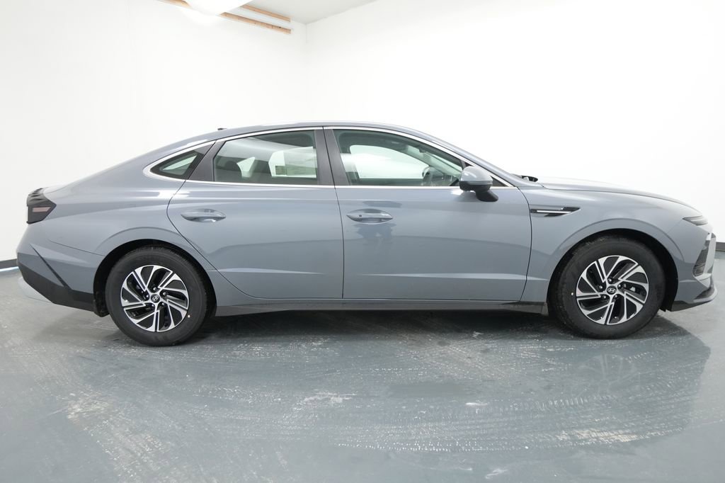 New 2026 Hyundai Sonata Blue image 9