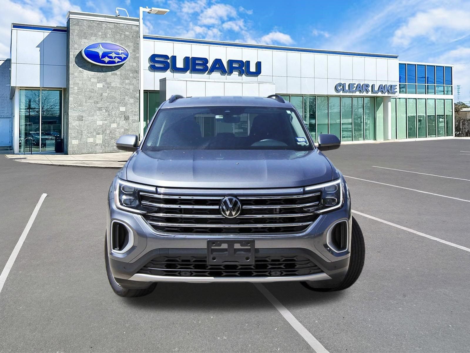 Used 2024 Volkswagen Atlas SE FWD image 2