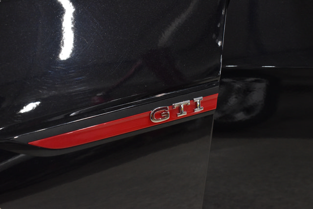 Used 2024 Volkswagen GTI Autobahn FWD image 34