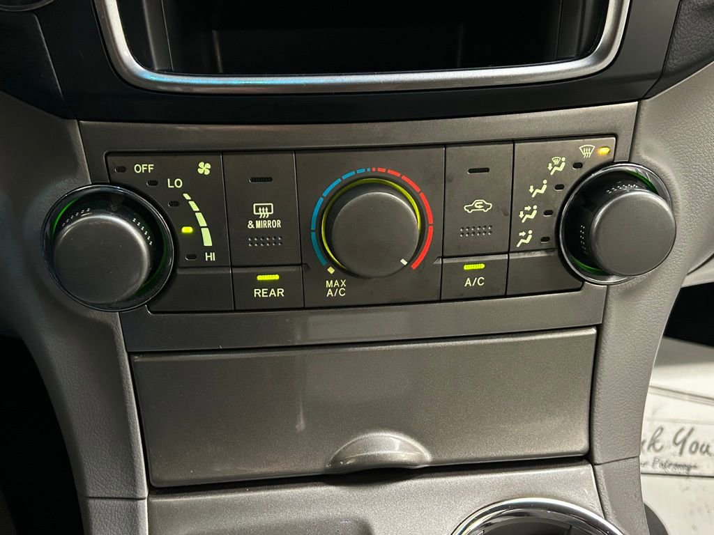 Used 2013 Toyota Highlander Base image 22