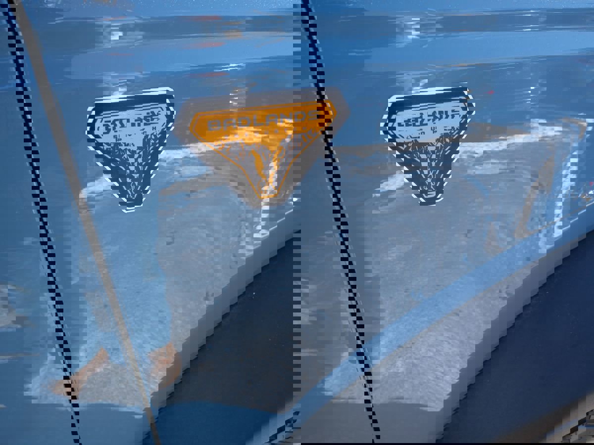 Used 2021 Ford Bronco Badlands image 34