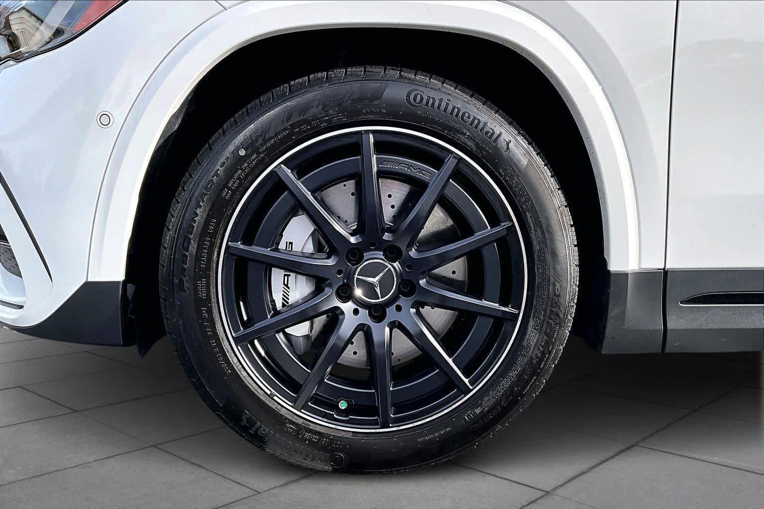 Certified 2025 Mercedes-Benz GLA 35 AMG 4MATIC image 11