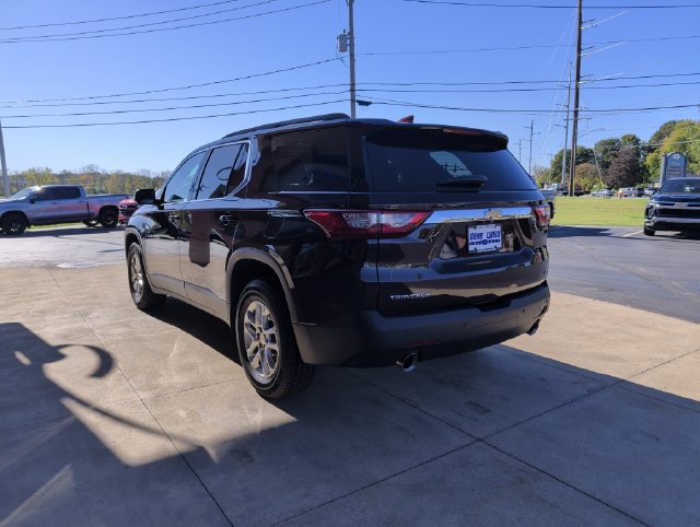 Used 2021 Chevrolet Traverse LT FWD image 6
