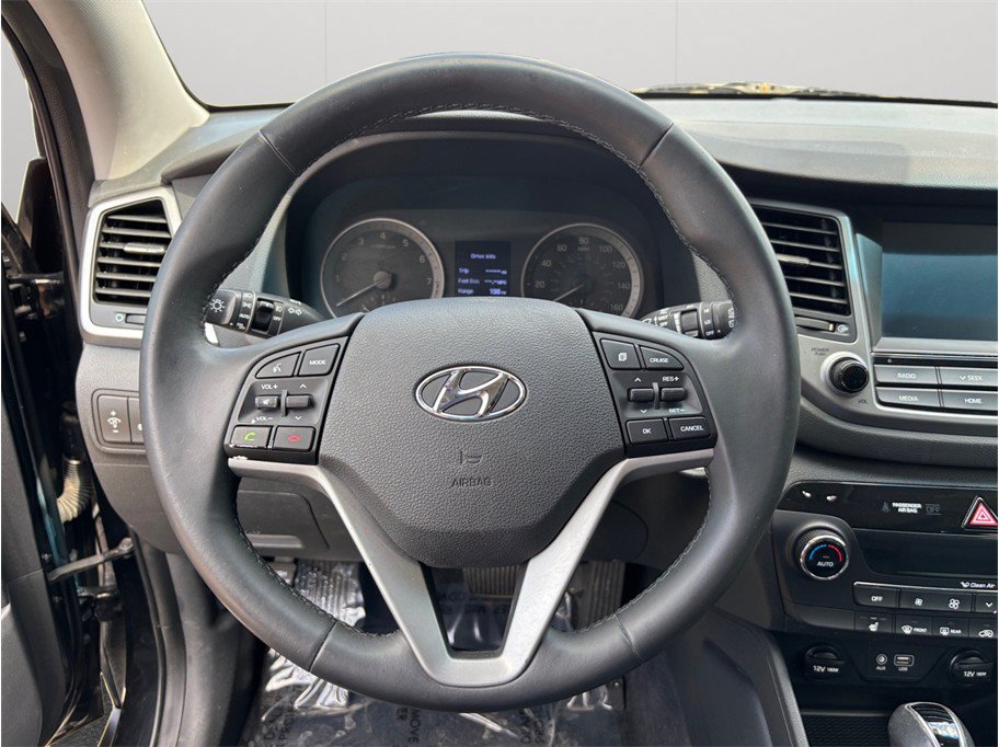 Used 2018 Hyundai Tucson Value FWD image 21