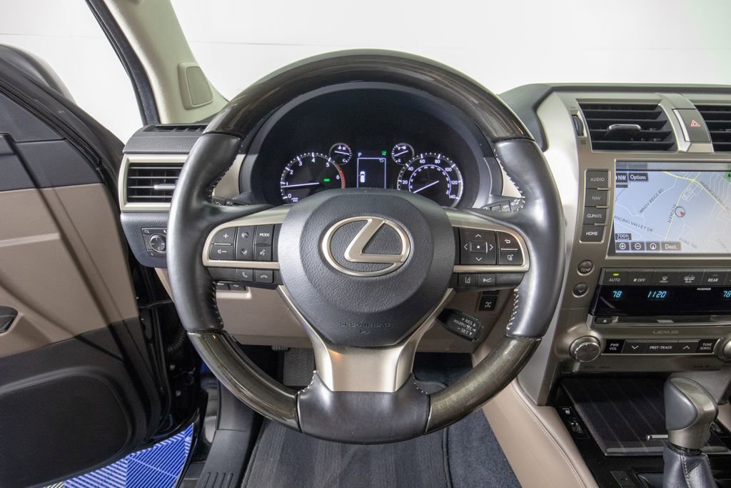 Used 2021 Lexus GX 460 Premium w/ Premium Package AWD/4WD image 19