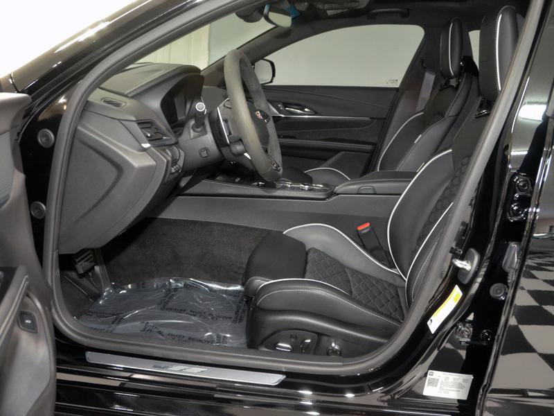 Used 2023 Cadillac CT4 V Blackwing w/ Driver Assist Package RWD image 17