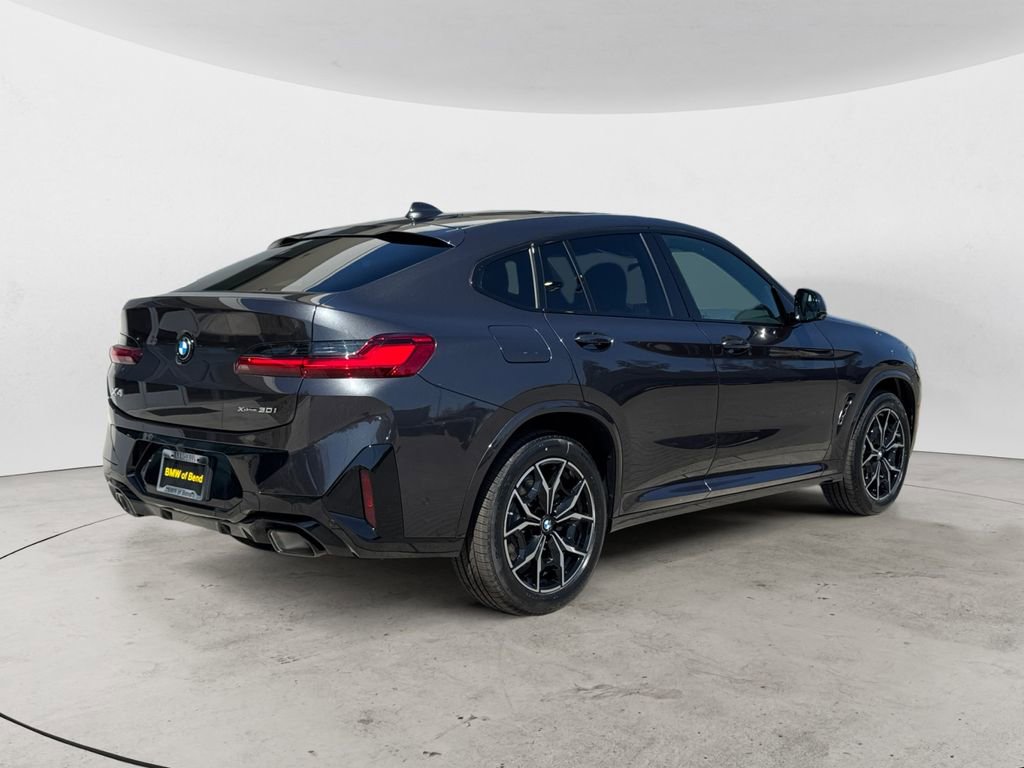 Used 2025 BMW X4 xDrive30i w/ Premium Package AWD/4WD image 7