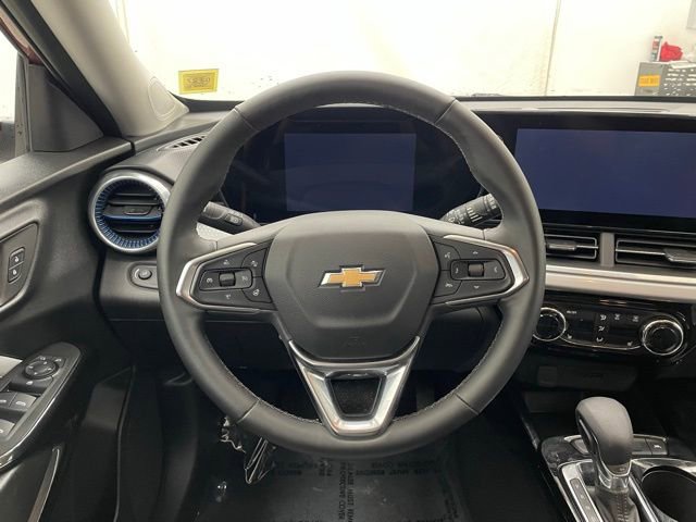 Used 2024 Chevrolet Trax LT w/ Driver Confidence Package image 10