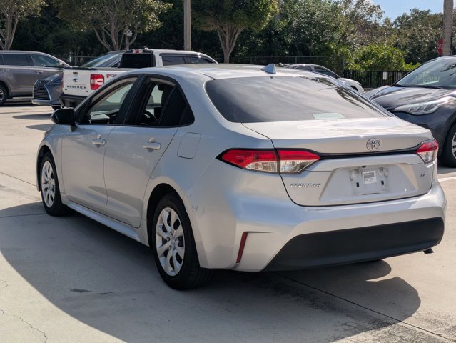 Used 2024 Toyota Corolla LE image 7