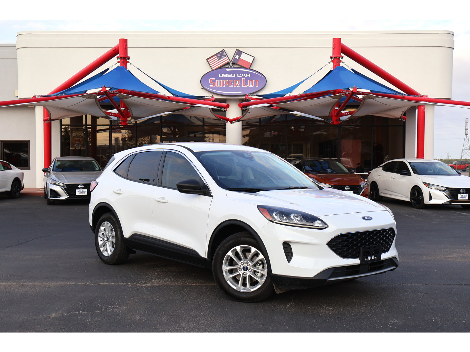 Certified 2022 Ford Escape SE w/ Convenience Package FWD image 1