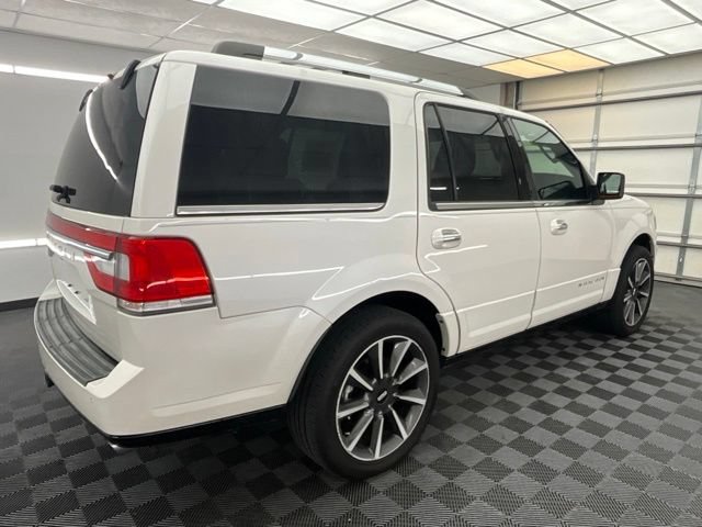 Used 2017 Lincoln Navigator Reserve AWD/4WD image 26