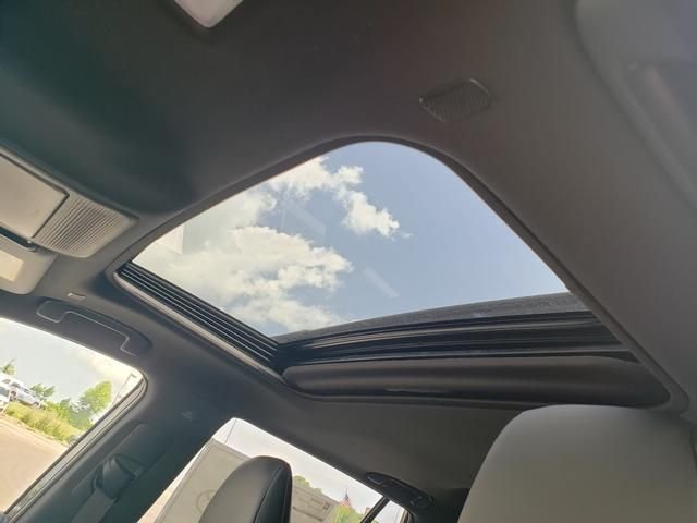 New 2026 Toyota RAV4 XSE AWD/4WD image 16