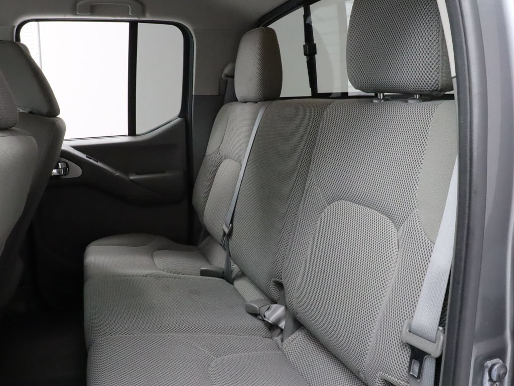 Used 2017 Nissan Frontier SV w/ SV Value Truck Package RWD image 24