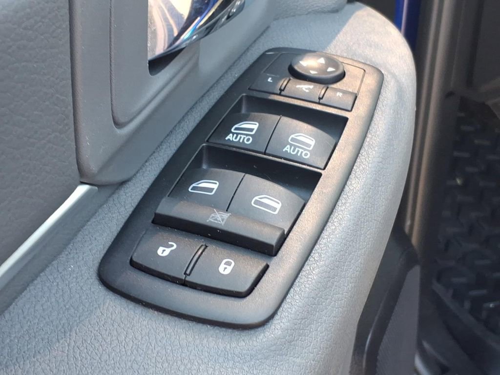 Used 2016 RAM 1500 Big Horn image 12