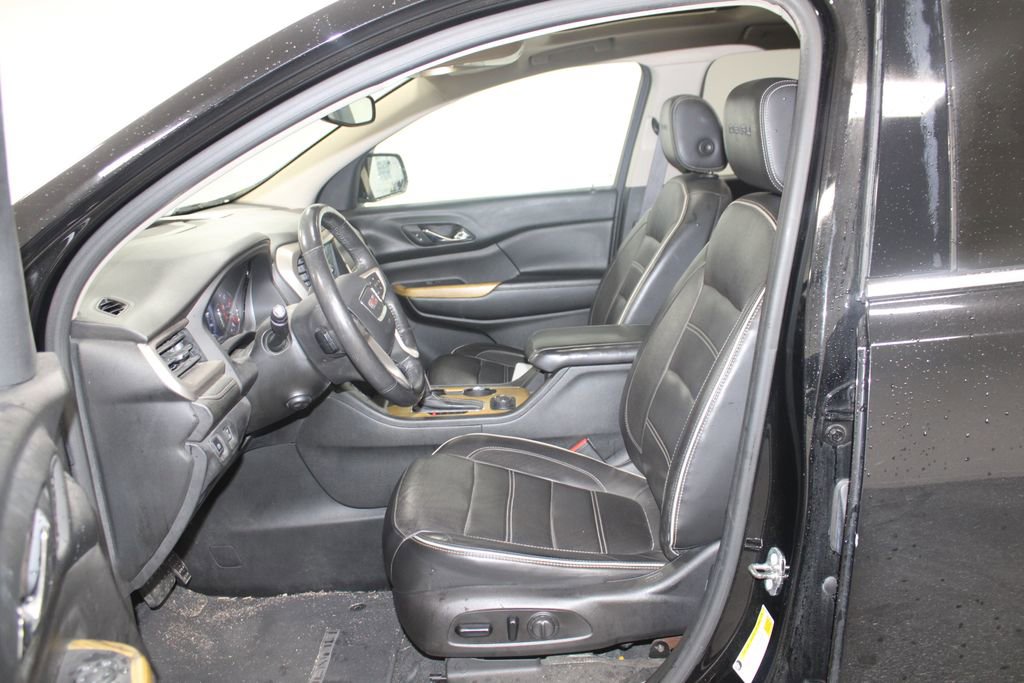 Used 2017 GMC Acadia Denali image 16