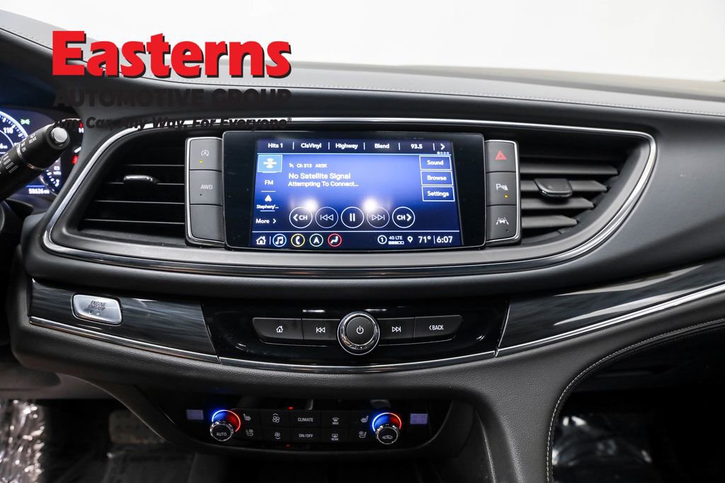 Used 2024 Buick Enclave Premium image 12