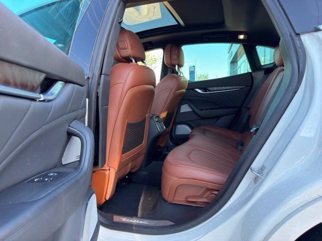 Used 2023 Maserati Levante Modena AWD/4WD image 6