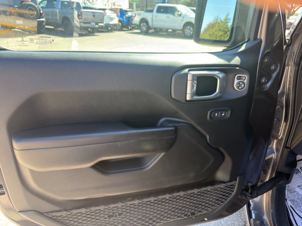 Used 2021 Jeep Wrangler Unlimited Sport image 25