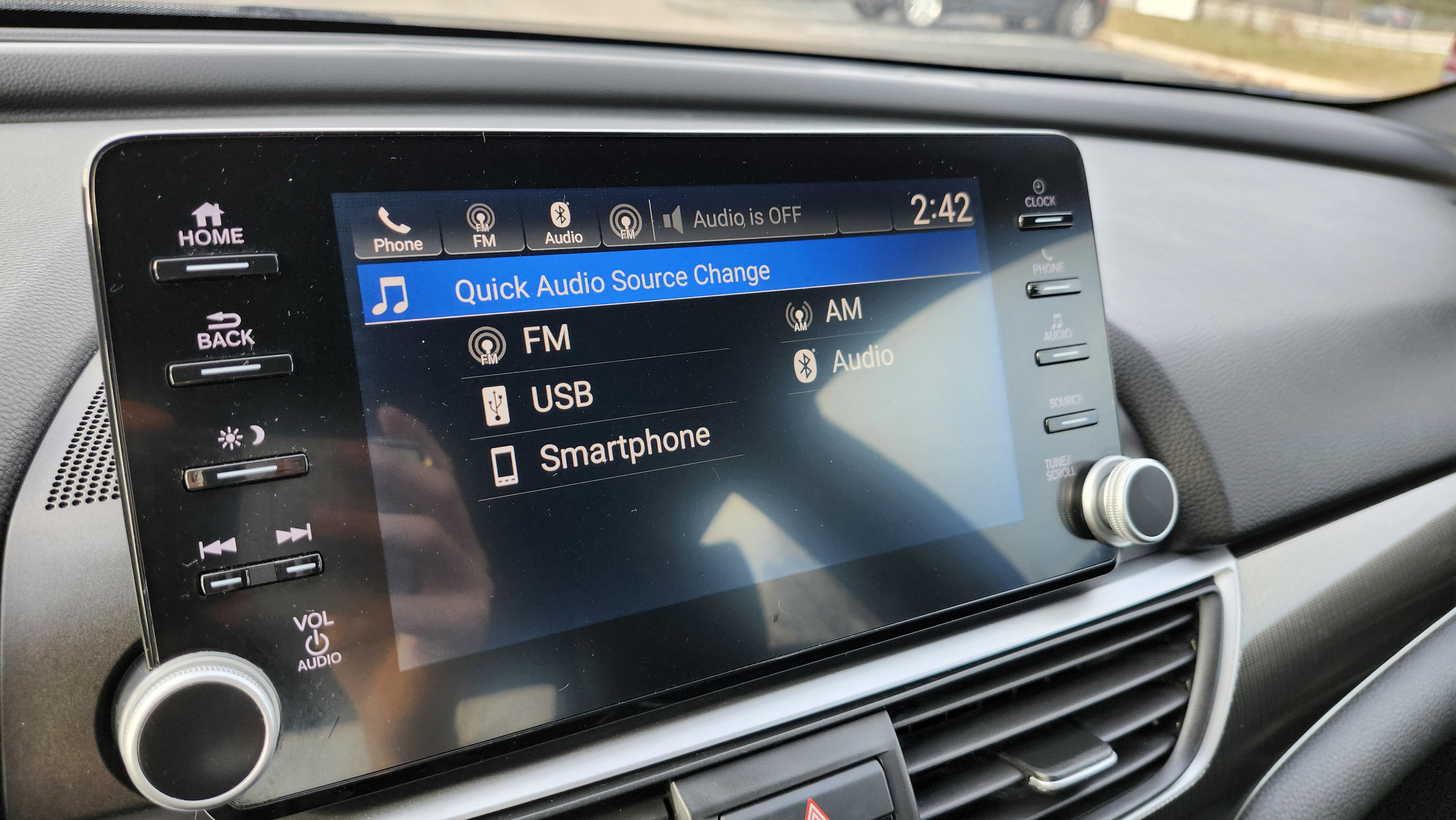 Used 2018 Honda Accord Sport image 4