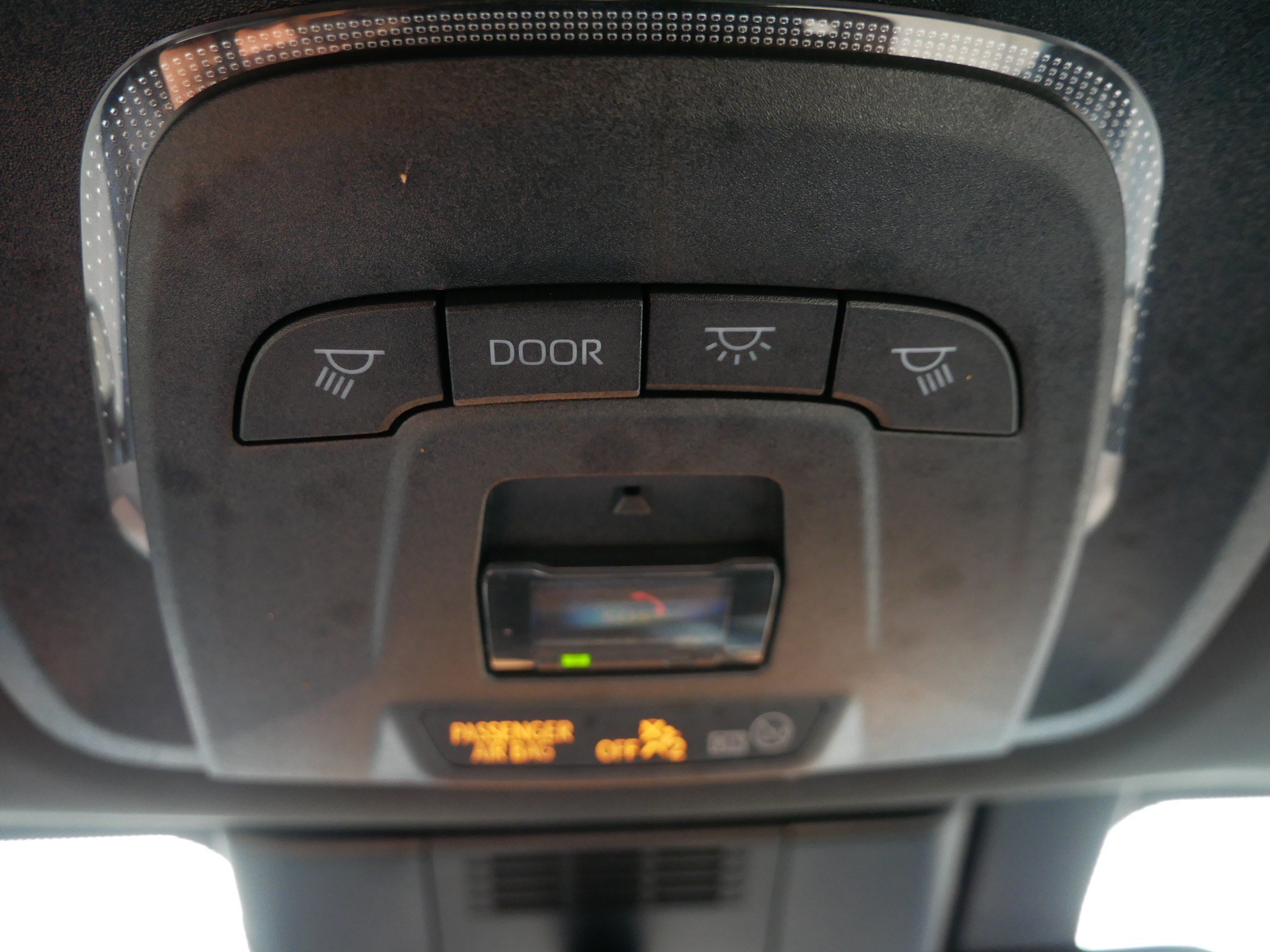 Used 2023 Subaru Solterra AWD image 32