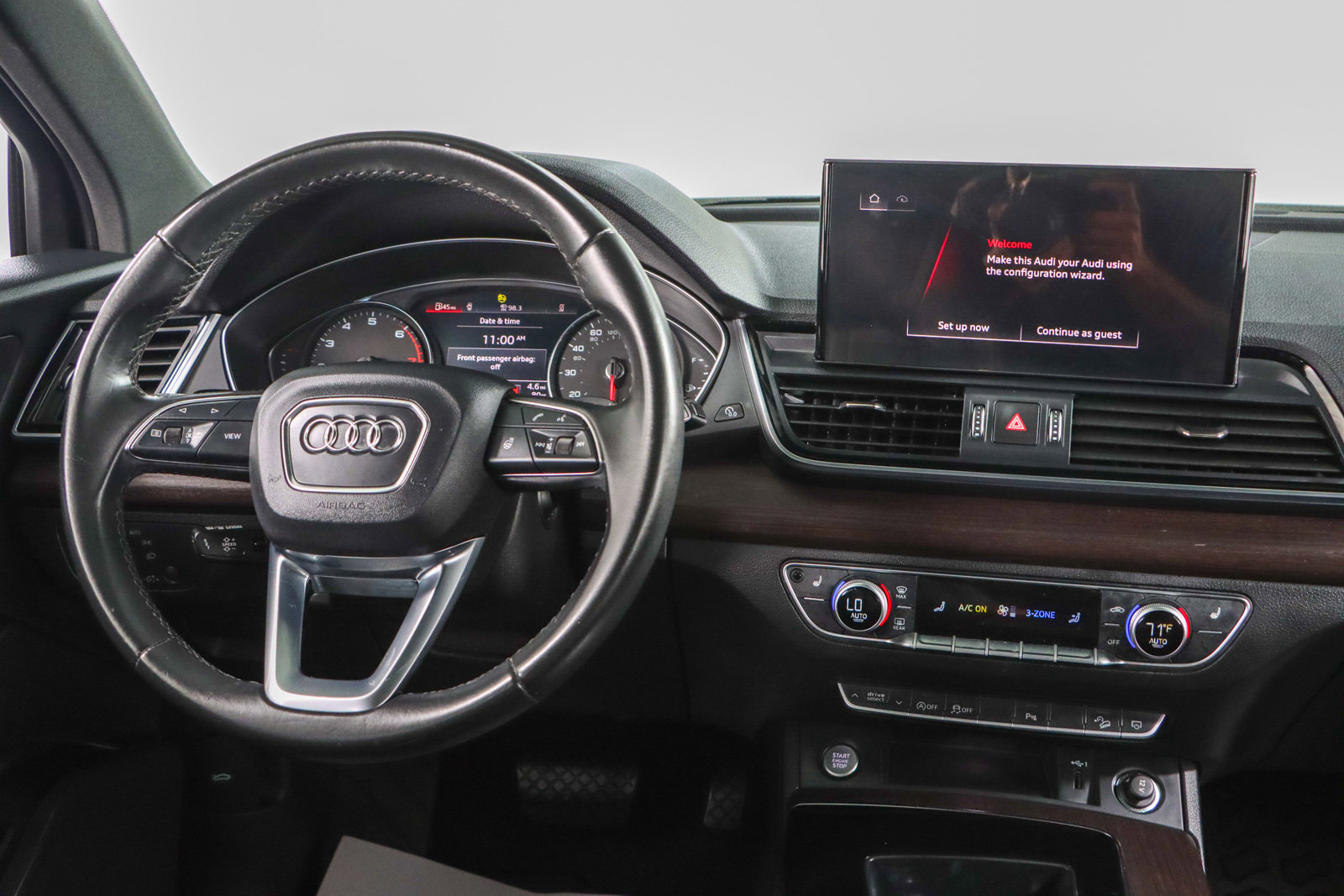 Used 2023 Audi Q5 2.0T Premium w/ Convenience Package image 16