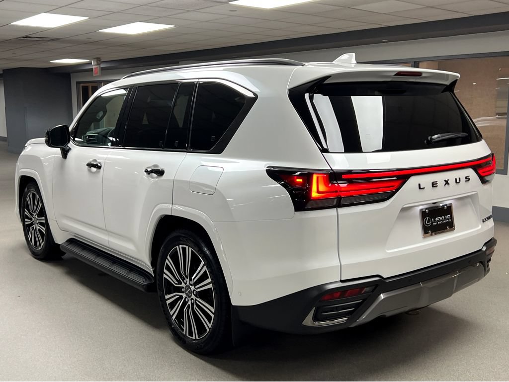 New 2026 Lexus LX 700h Luxury w/ Appearance Package AWD/4WD image 5