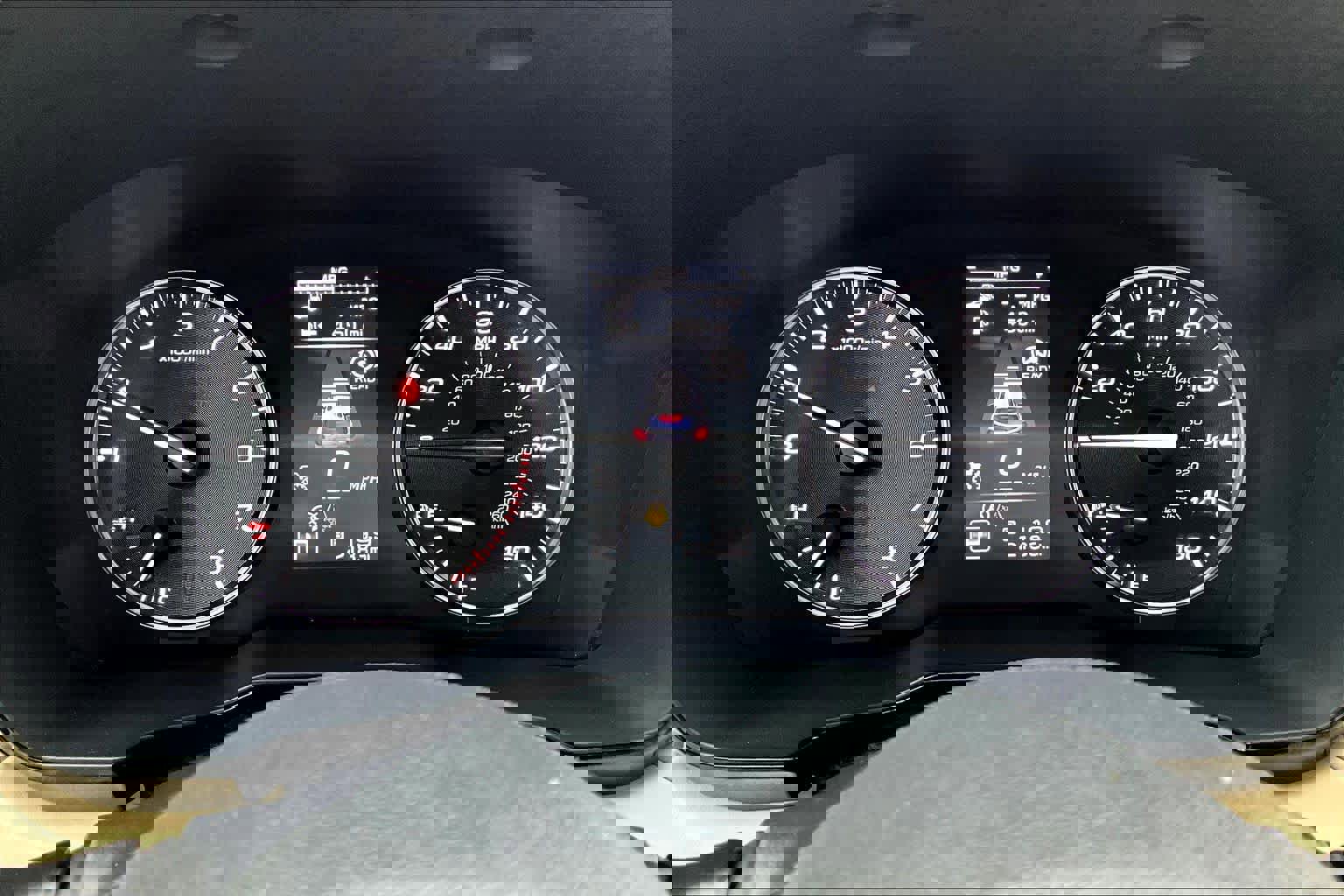 Used 2025 Subaru Outback Premium image 26