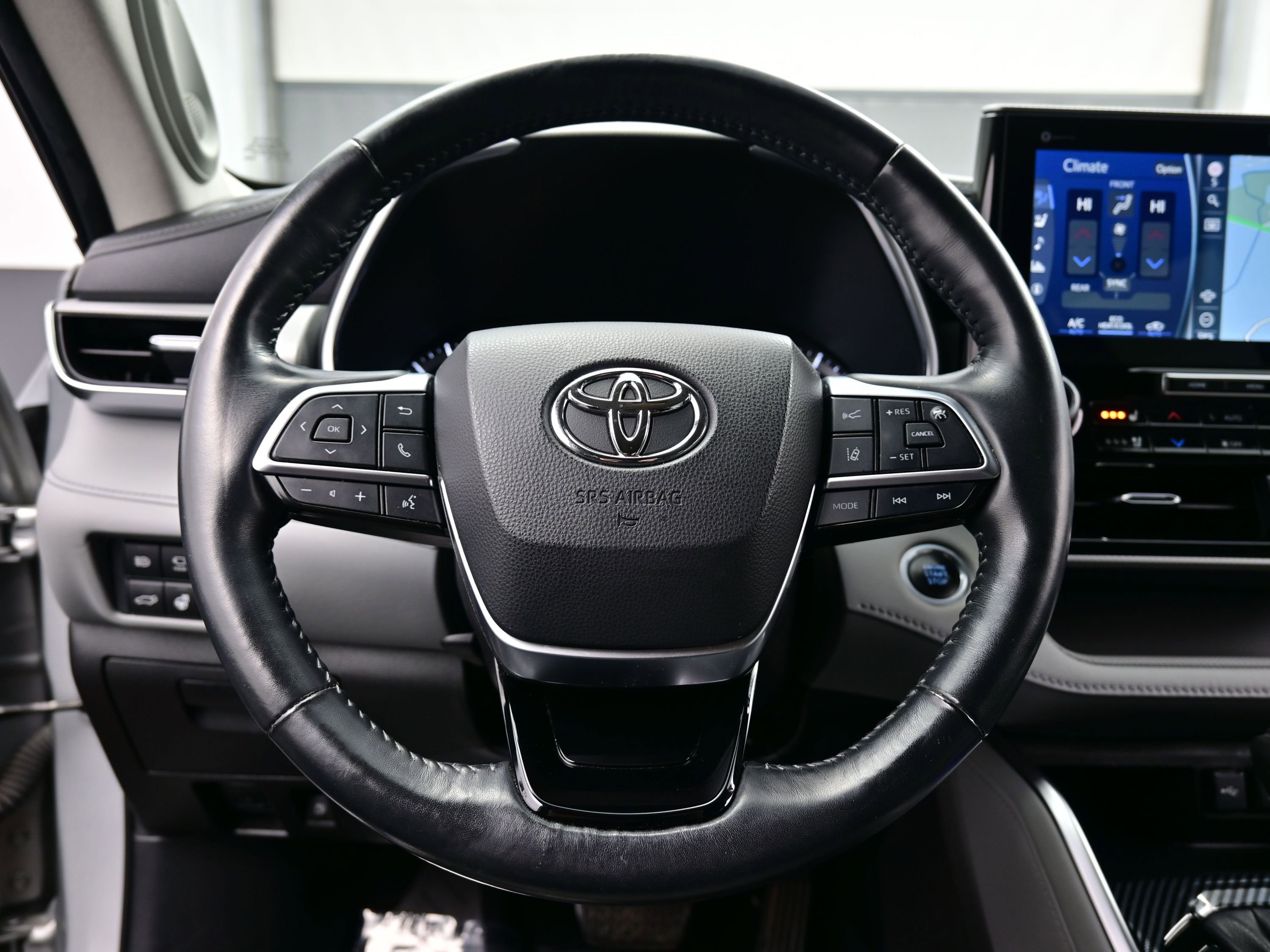 Used 2021 Toyota Highlander Platinum AWD/4WD image 26