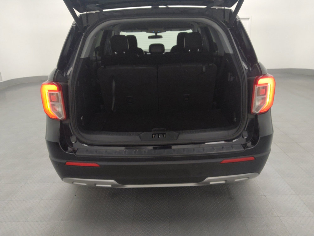 Used 2023 Ford Explorer XLT w/ Equipment Group 202A image 29