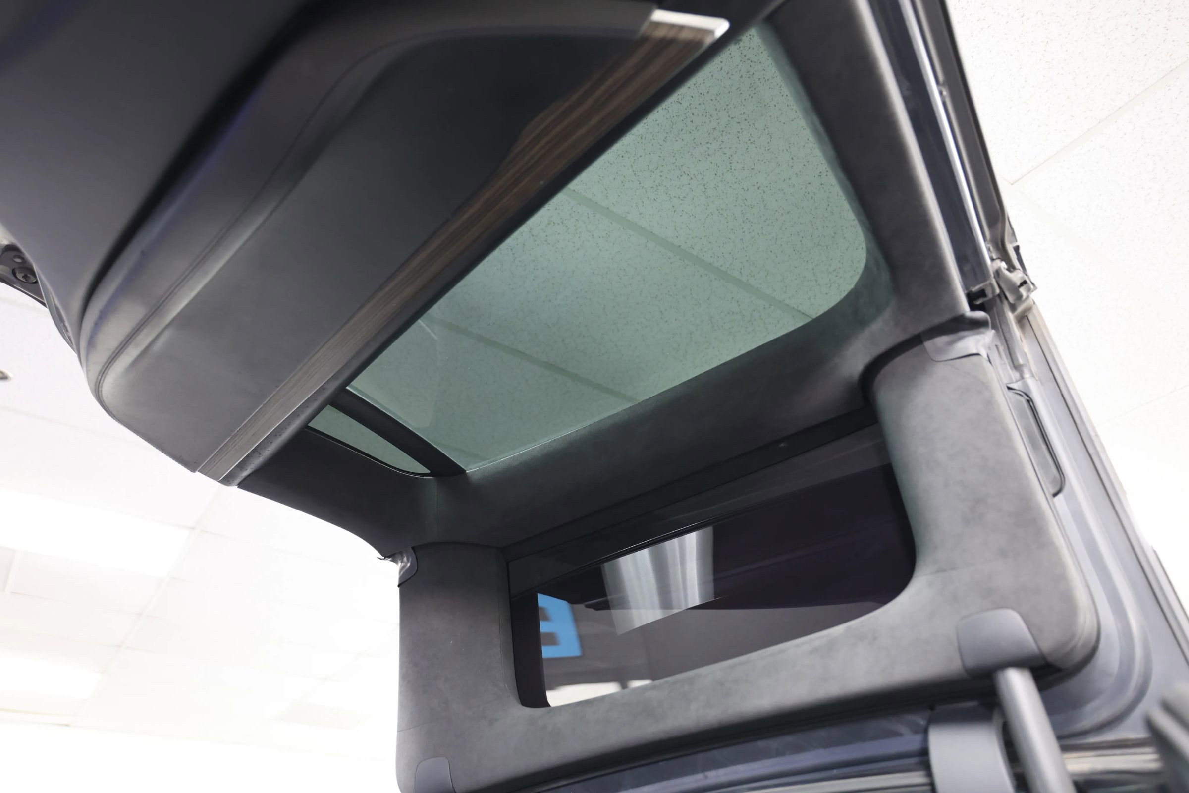 Used 2016 Tesla Model X 90D image 42