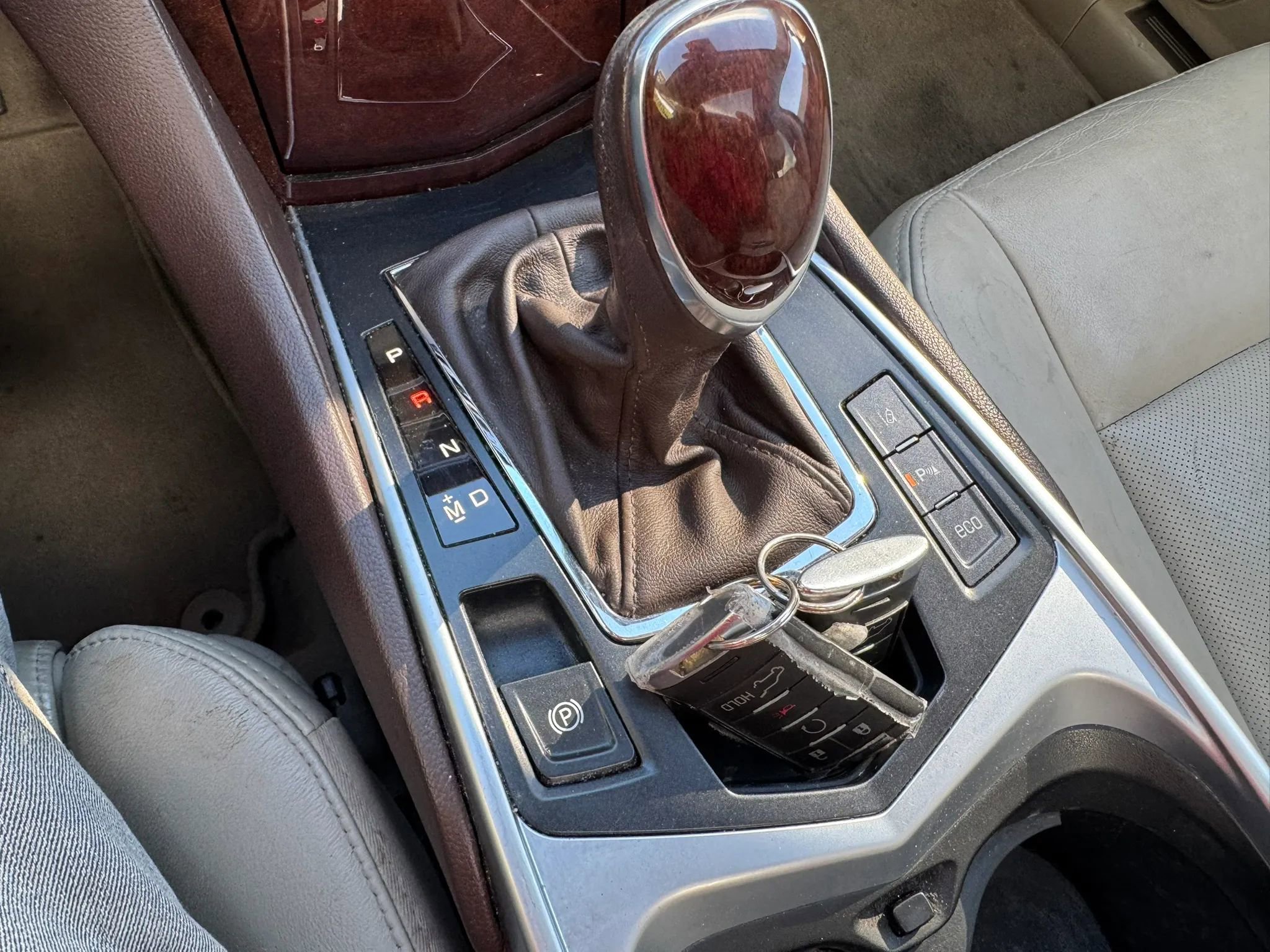 Used 2014 Cadillac SRX Performance w/ Driver Awareness Package image 30