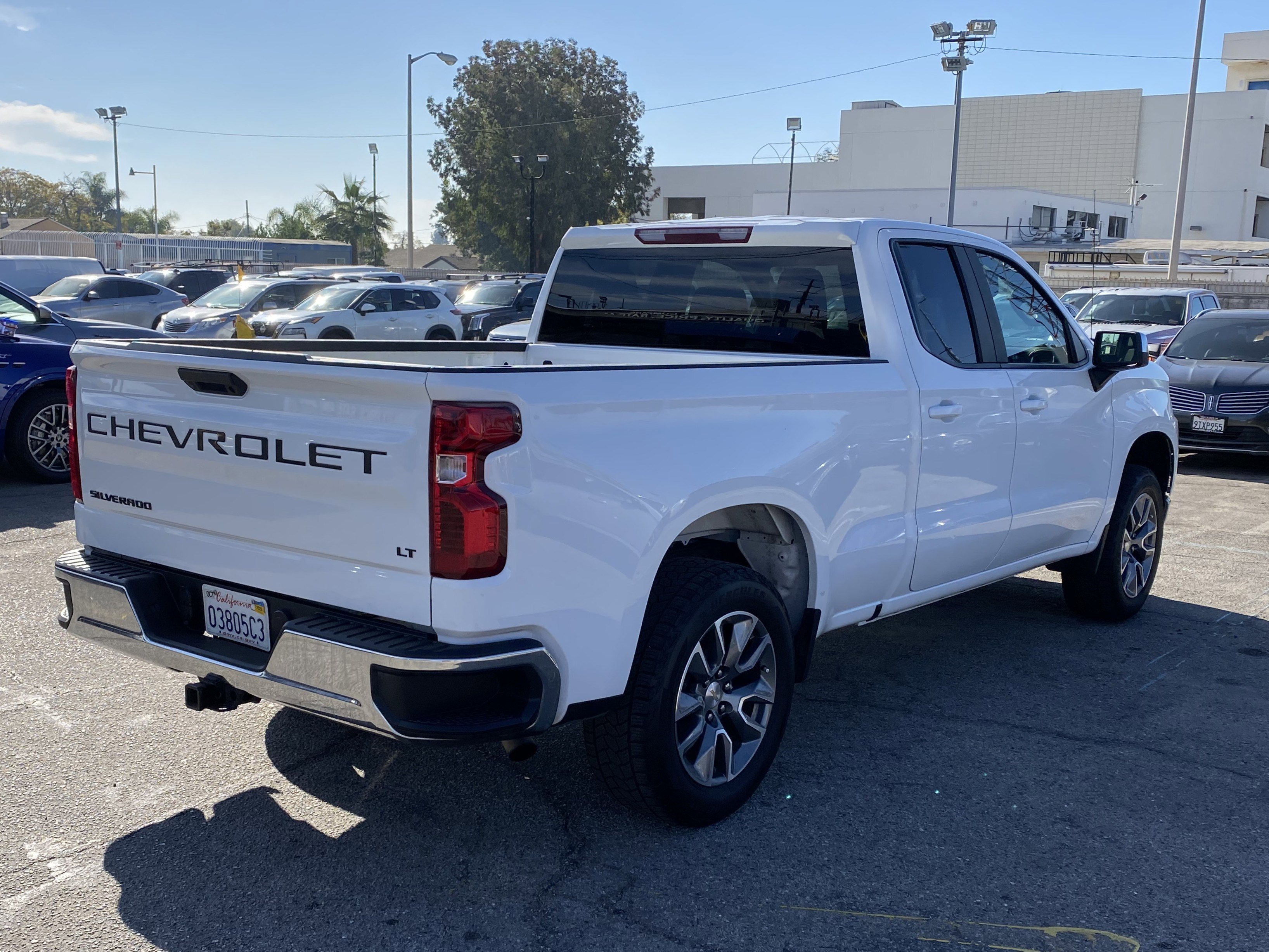 Used 2020 Chevrolet Silverado 1500 LT w/ LT Value Package image 8