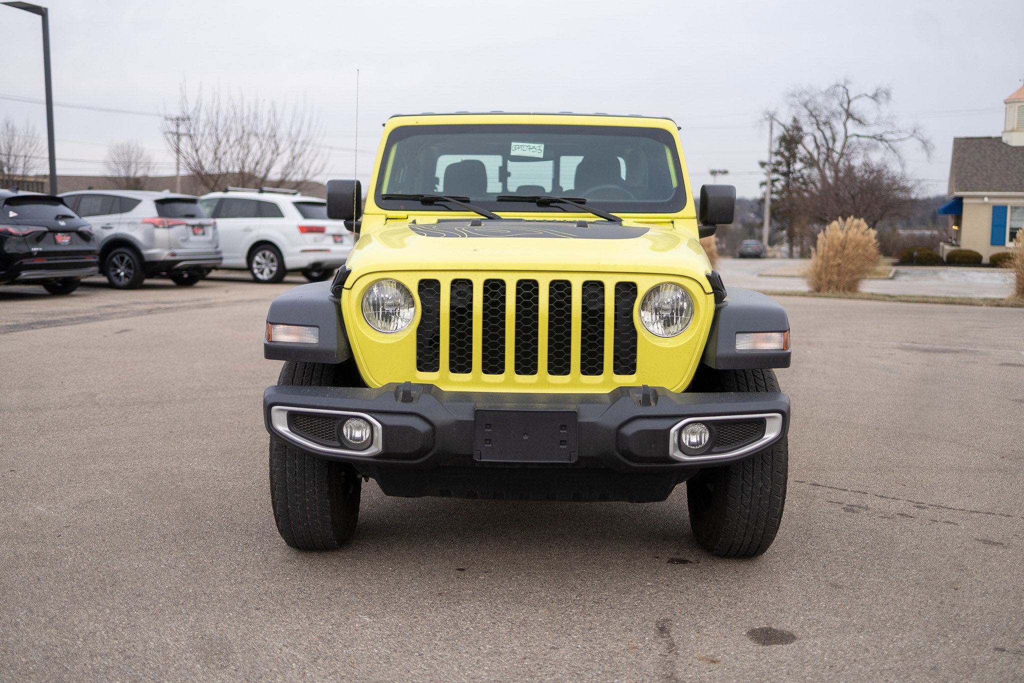Used 2023 Jeep Gladiator Sport image 15
