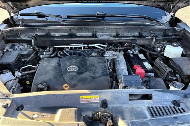 Used 2021 Toyota Highlander Limited image 31
