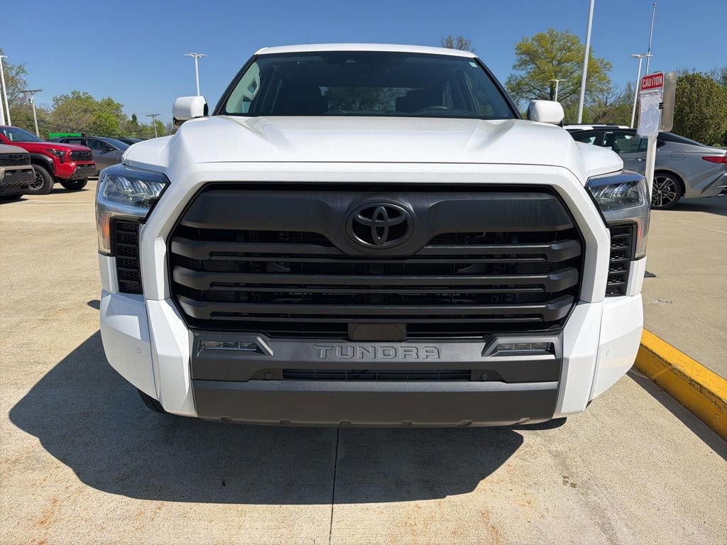 Used 2024 Toyota Tundra SR5 w/ SR5 Convenience Package AWD/4WD image 2