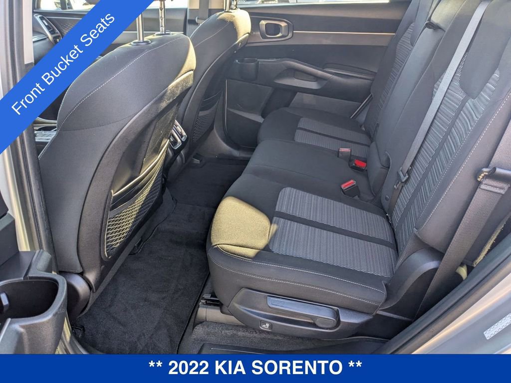Used 2022 Kia Sorento LX image 29