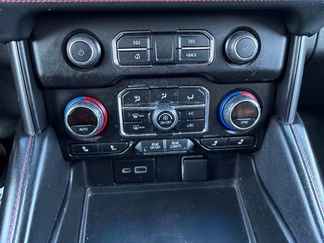 Used 2021 Chevrolet Suburban RST image 20